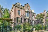 Woning Van Eeghenstraat 126 Amsterdam