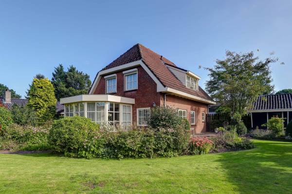Woning Kerkweg 8 Ameide