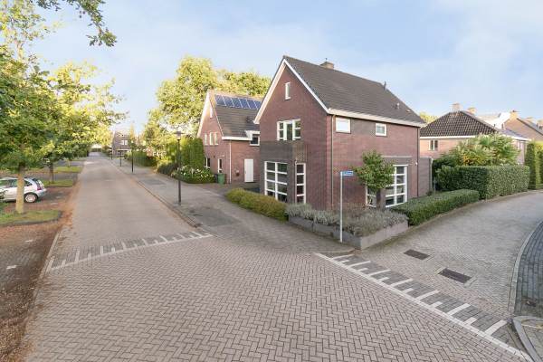 Woning Tussen de Eiken 34 Apeldoorn
