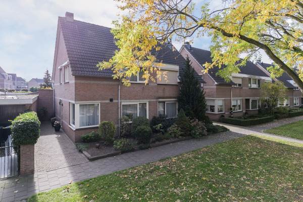 Woning van Someren-Downerlaan 17 Helmond