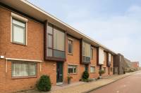 Woning Moerbeigaarde 13 Hendrik-Ido-Ambacht