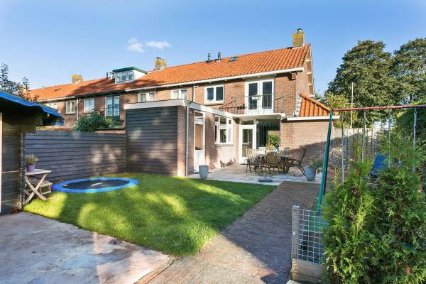 Woning Beukenlaan 1 Loosdrecht