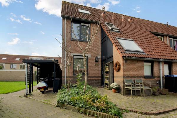 Woning Oldebroekstraat 49 Zaandam
