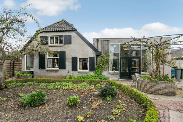 Woning Kloosterstraat 11 Wamel
