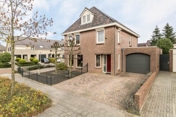 Woning Zwanebloem 44 Genemuiden