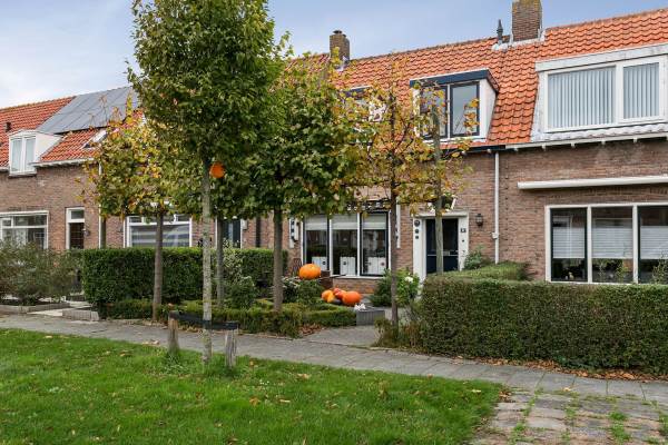 Woning Middenhofsingel 32 Oost-Souburg