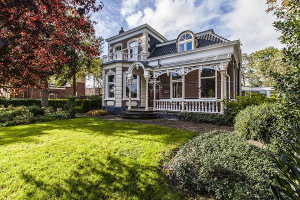 Woning Stationsweg 1 Appingedam
