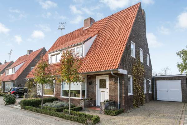 Woning Bakelsedijk 200 Helmond