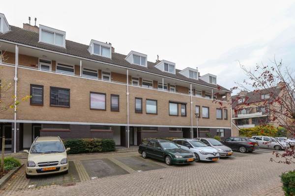 Woning Anna van Hensbeeksingel 48 Gouda