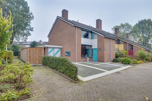 Woning Pijnboomhof 11 Dieren