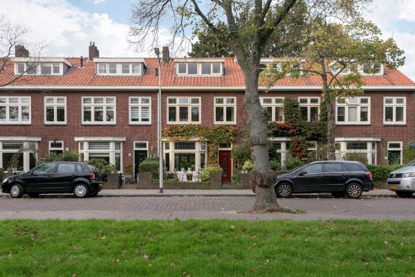 Woning Van de Sande Bakhuyzenlaan 25 Leiden