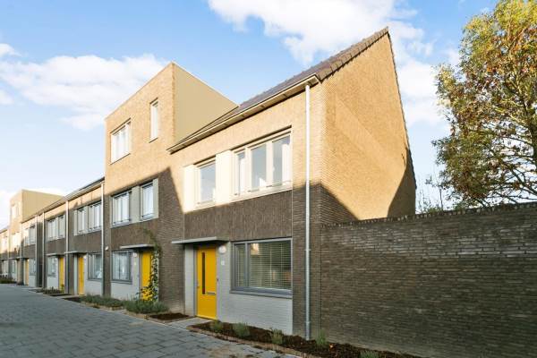 Woning van Kinsbergenstraat 8 Eindhoven