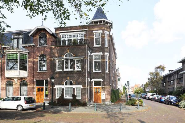 Woning Frederik Hendrikplein 42A Den Haag