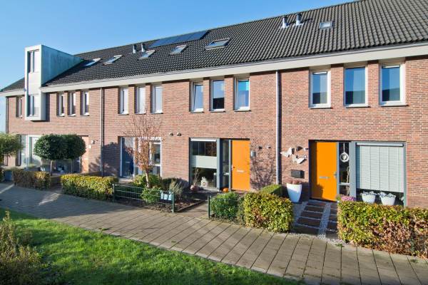 Woning Aardbeivlinder 120 Tiel