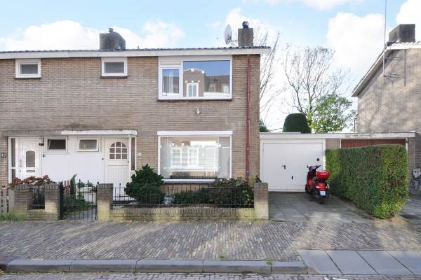 Woning Plaspoelstraat 40 Leidschendam