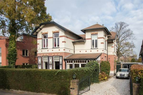 Woning Burgemeester van Hasseltlaan 6 Naarden