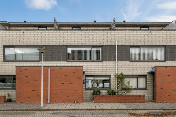 Woning Margaret Staalstraat 51 Leiden