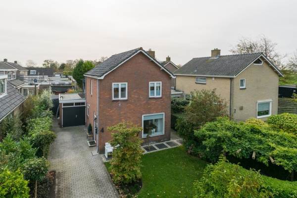Woning Prof.B.Fridsmastrjitte 4 Scharnegoutum