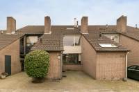 Woning Efferen 204 Uden