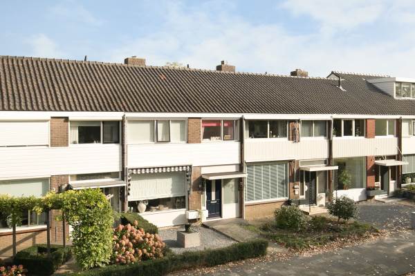 Woning Graaf Willemlaan 39 Hendrik-Ido-Ambacht