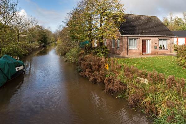 Woning Baron van Asbeckweg 35 Warfhuizen
