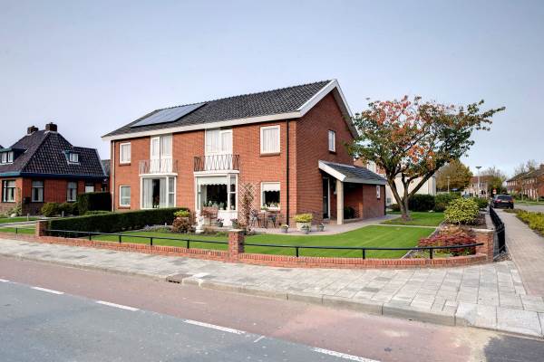 Woning Dr. R. Rijkensstraat 1 Warffum