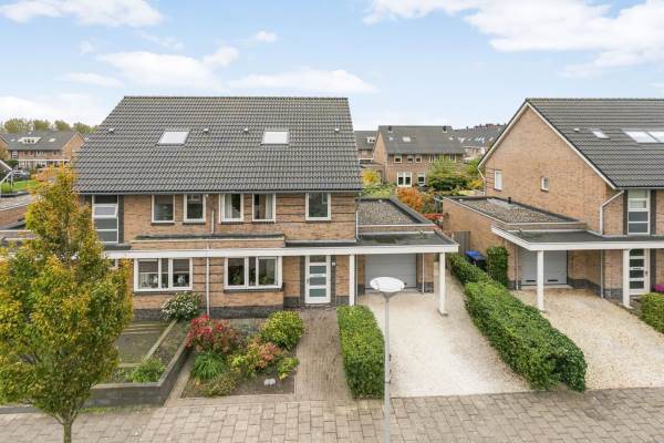 Woning Heer van Borselenweide 6 Hellevoetsluis