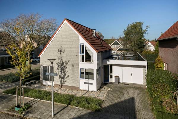 Woning Frida Katzlanden 14 Enschede