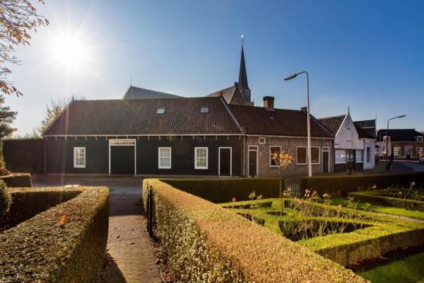 Woning Landpoortstraat 2 Geervliet