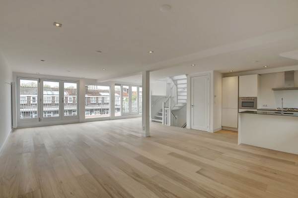 Woning Haarlemmermeerstraat 38IV Amsterdam
