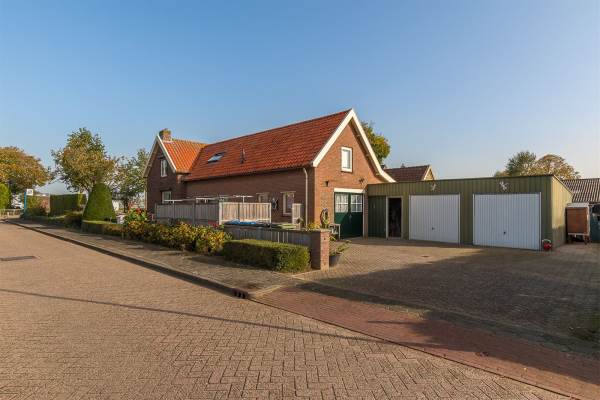 Woning Maarten van Rossumweg 5 Poederoijen
