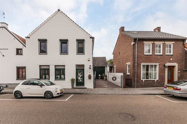 Woning Dorpstraat 74 Buchten
