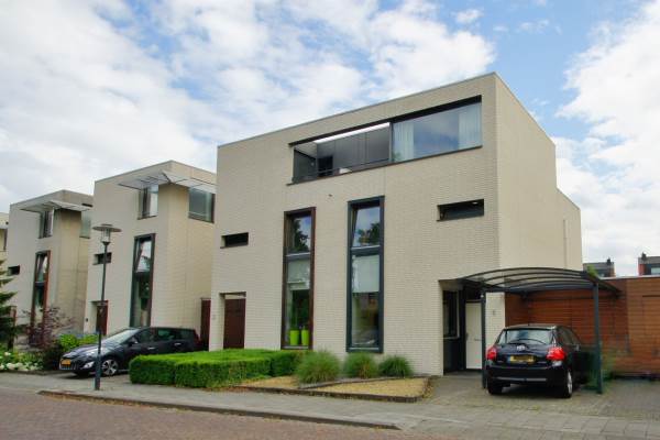 Woning Clara Wichmannstraat 5 Rijen