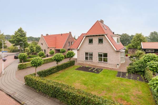 Woning Bûkenhage 7 Lippenhuizen