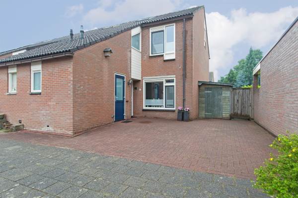 Woning Oostercluft 33 Steenwijk