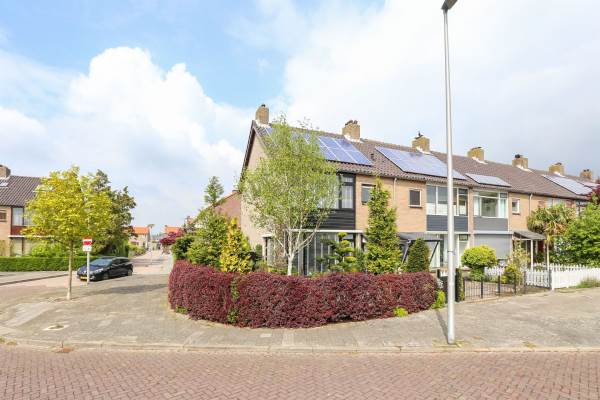 Woning Hoonaartstraat 13 Hellevoetsluis