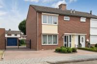 Woning Mgr. Koningsstraat 12 Posterholt