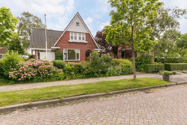 Woning Hoofdstraat 83 Warten