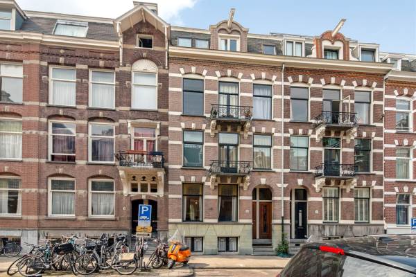 Woning Van Eeghenstraat 12-hs Amsterdam