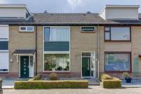 Woning Graaf Lodewijkstraat 12 Hardinxveld-Giessendam