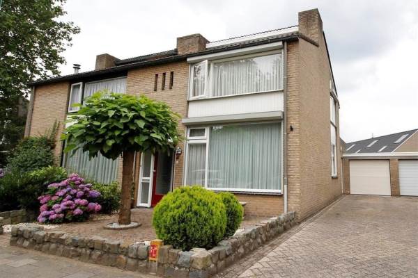 Woning Schoonstraat 32 Heesch