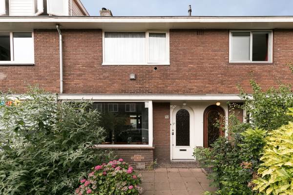 Woning Burgemeester van de Stadtstraat 50 Zaandam