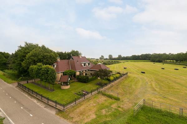 Woning Rijksstraatweg 5 Zweins