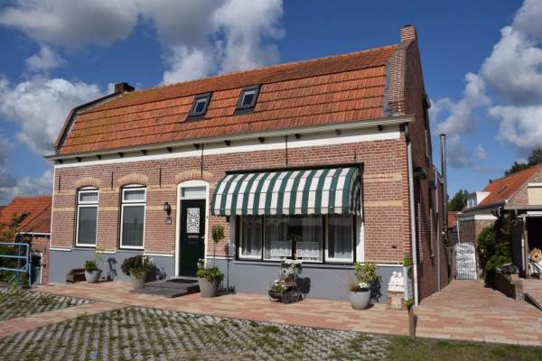 Woning Rijksweg 17 Groede