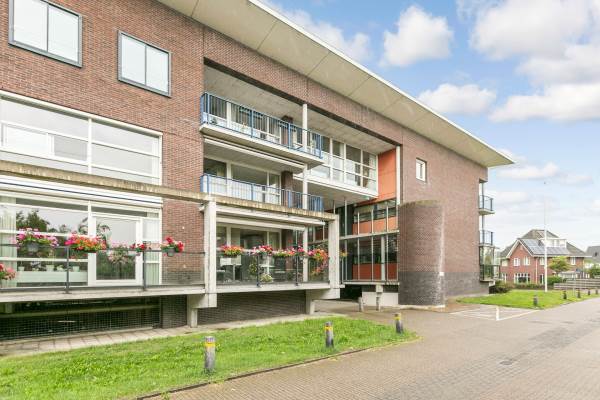 Woning Parelgras 74 Houten