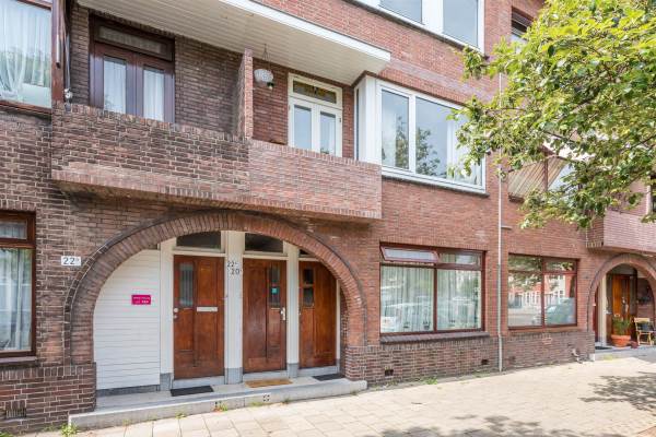 Woning Van Ruijsdaellaan 20b Schiedam
