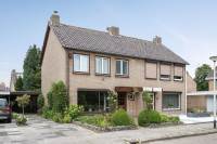 Woning Van Maerlantlaan 32 Roosendaal