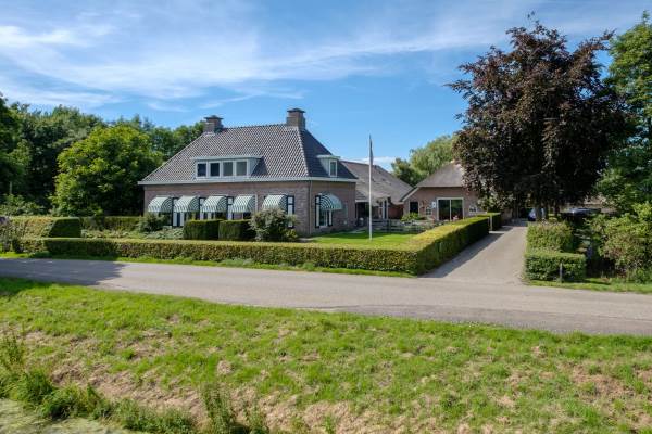 Woning Stuurmansweg 4 's-Heerenbroek