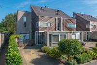 Woning Aardbeienstraat 1 Almere