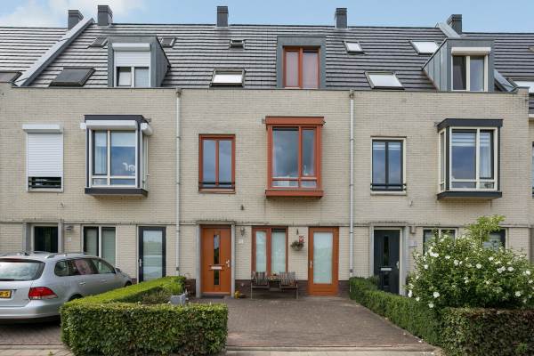 Woning Cascademuur 10 Houten